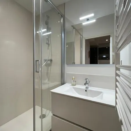 Le Dortoir Saint Georges, 8 Personnes, Vieux Apartment *