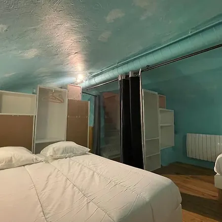Le Dortoir Saint Georges, 8 Personnes, Vieux Apartment *